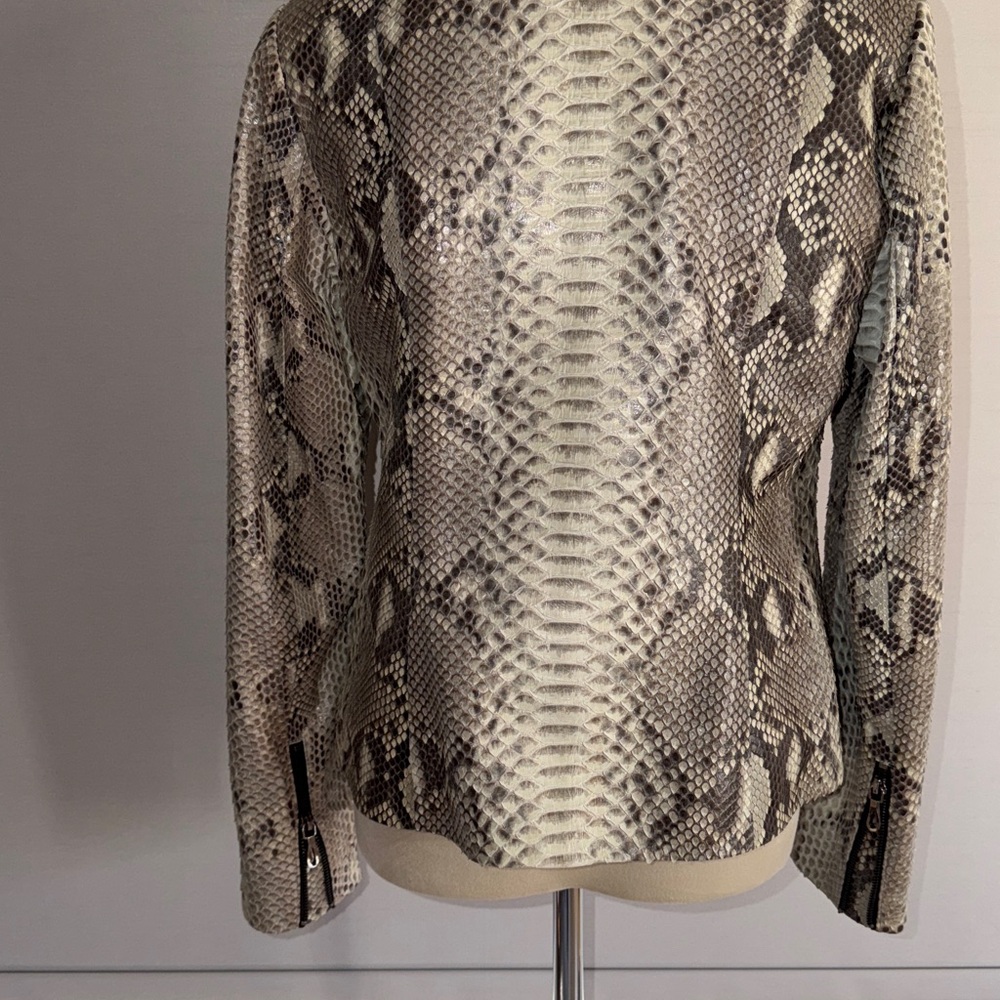 Women's python biker jacket - Picture 7 of 12